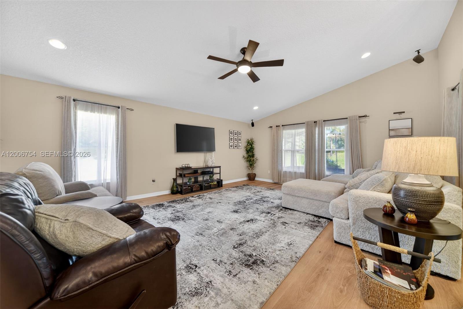 STONEYBROOK WEST - Residential