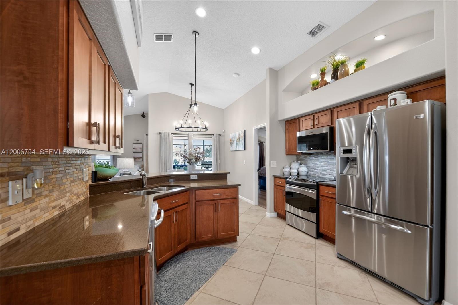 STONEYBROOK WEST - Residential