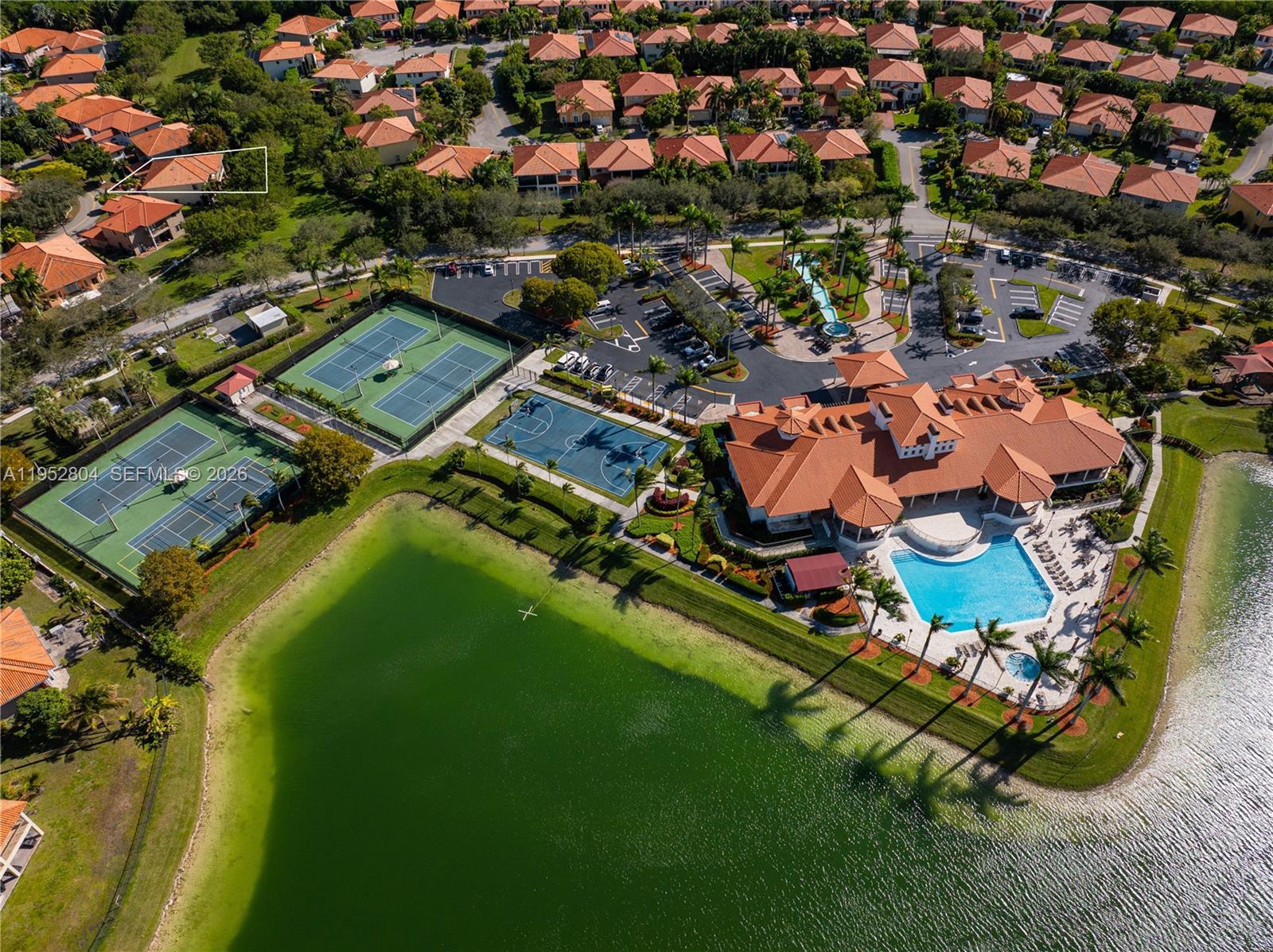 CUTLER CAY - Residential