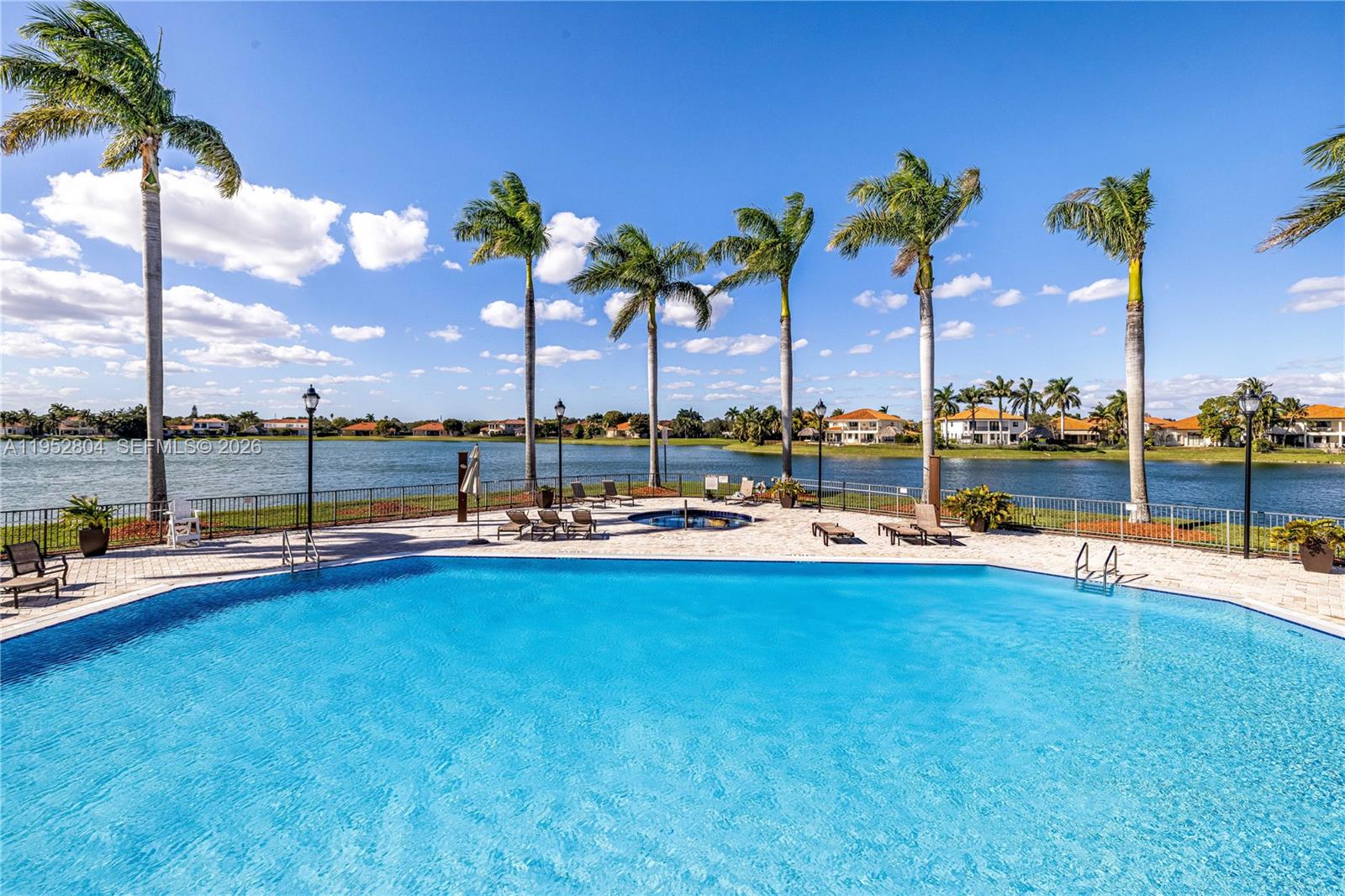 CUTLER CAY - Residential