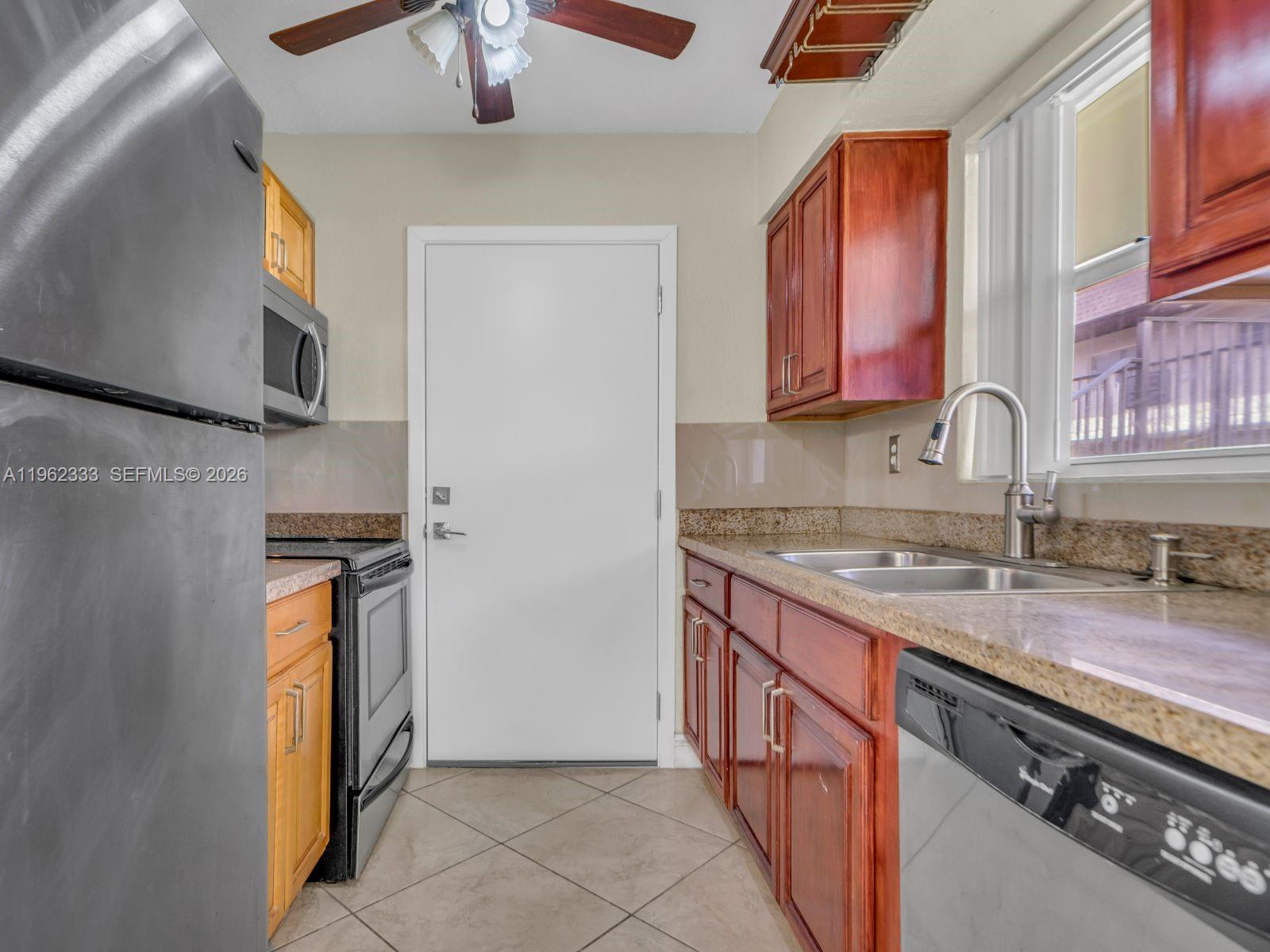 GALLOWOOD CONDO - Residential