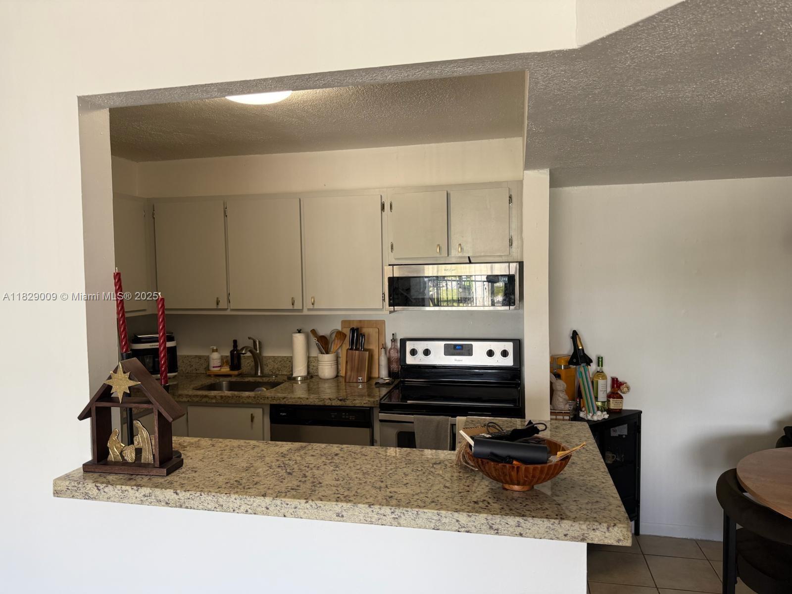 7180 NW 179th St 202