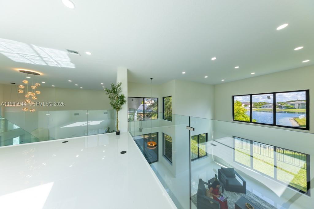 SUNSET LAKES PLAT THREE - Residential