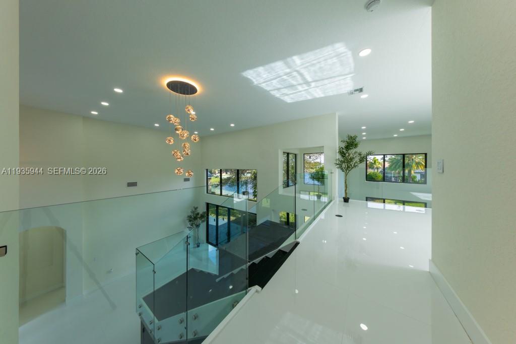 SUNSET LAKES PLAT THREE - Residential