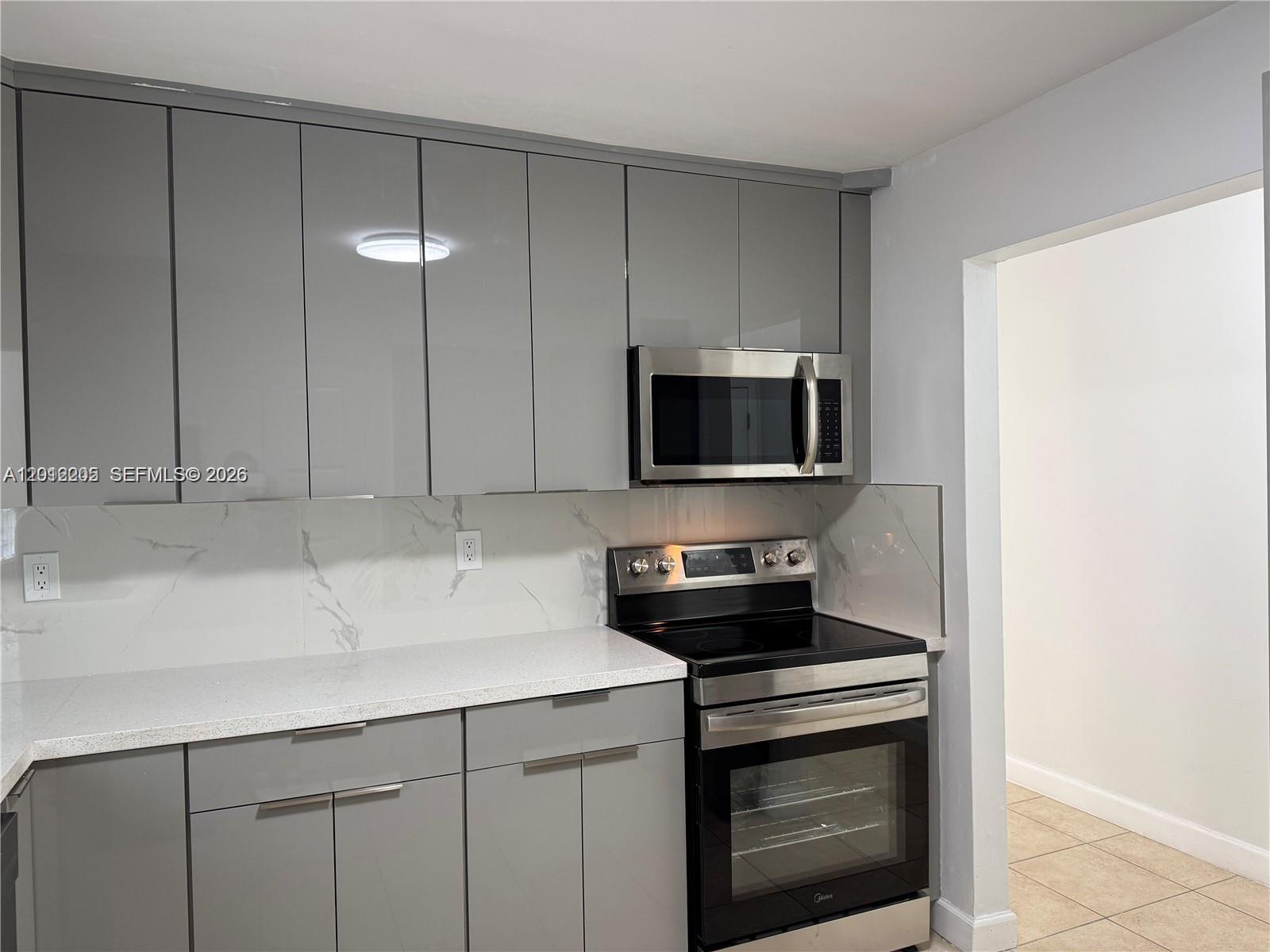 COURTYARDS AT KENDALL CON - Residential