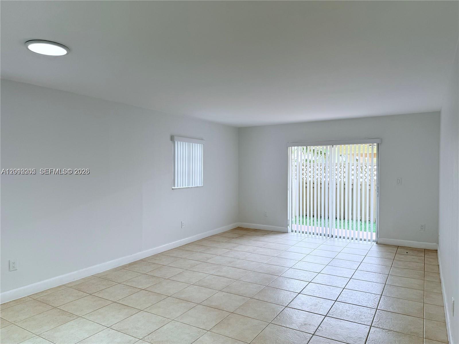 COURTYARDS AT KENDALL CON - Residential