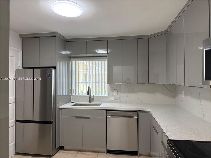 Don’t miss this beautifully renovated first-floor apartment in the heart of Kendall — An exceptional investment opportunity! This move-in ready unit features 3 spacious bedrooms and 2 bathrooms, along with a modern kitchen equipped with brand-new cabinetry, additional wall storage, and stainless steel appliances. Ceramic flooring runs throughout, and the private fenced patio provides the perfect space for relaxing or entertaining.
Located in a secure gated community, the property includes two assigned parking spaces, a community pool, and a children’s playground. Enjoy a prime location near shopping centers, restaurants, top-rated schools, and quick access to major highways and public transportation.
A great opportunity for both homeowners and investors alike, offering comfort, convenience, and strong rental potential.