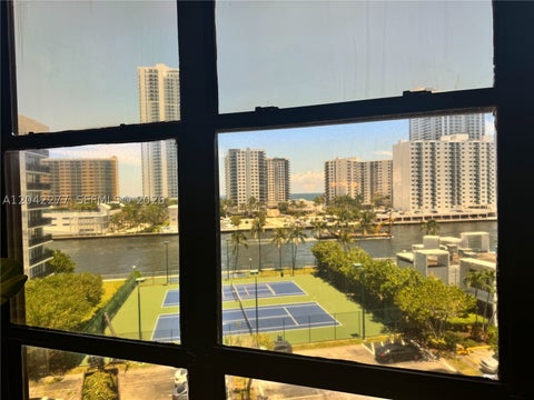 Tiny photo for 1000 Parkview Dr #726, Hallandale Beach, FL 33009 (MLS # A12042277)