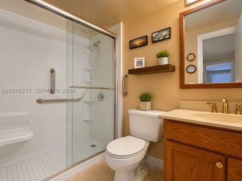 Tiny photo for 1000 Parkview Dr #726, Hallandale Beach, FL 33009 (MLS # A12042277)