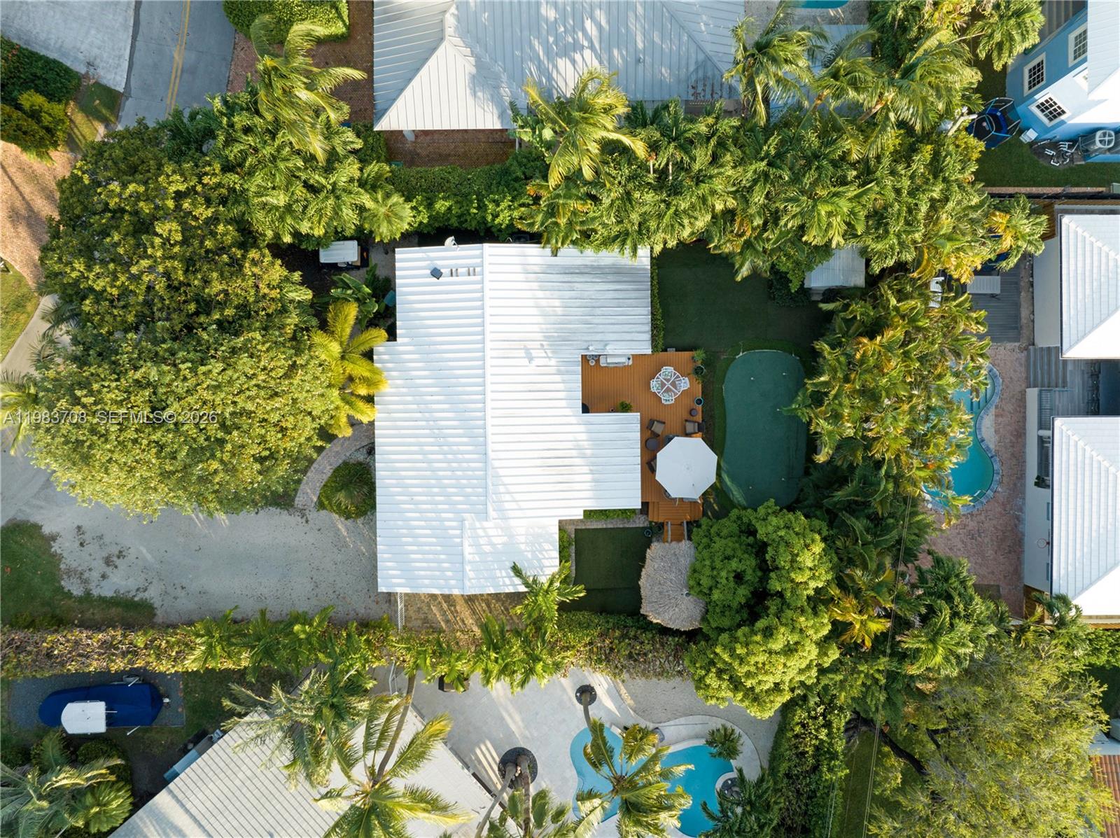 TROPICAL ISLE HOMES SUB 4 - Residential