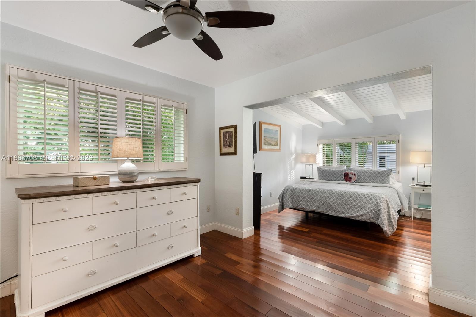 TROPICAL ISLE HOMES SUB 4 - Residential