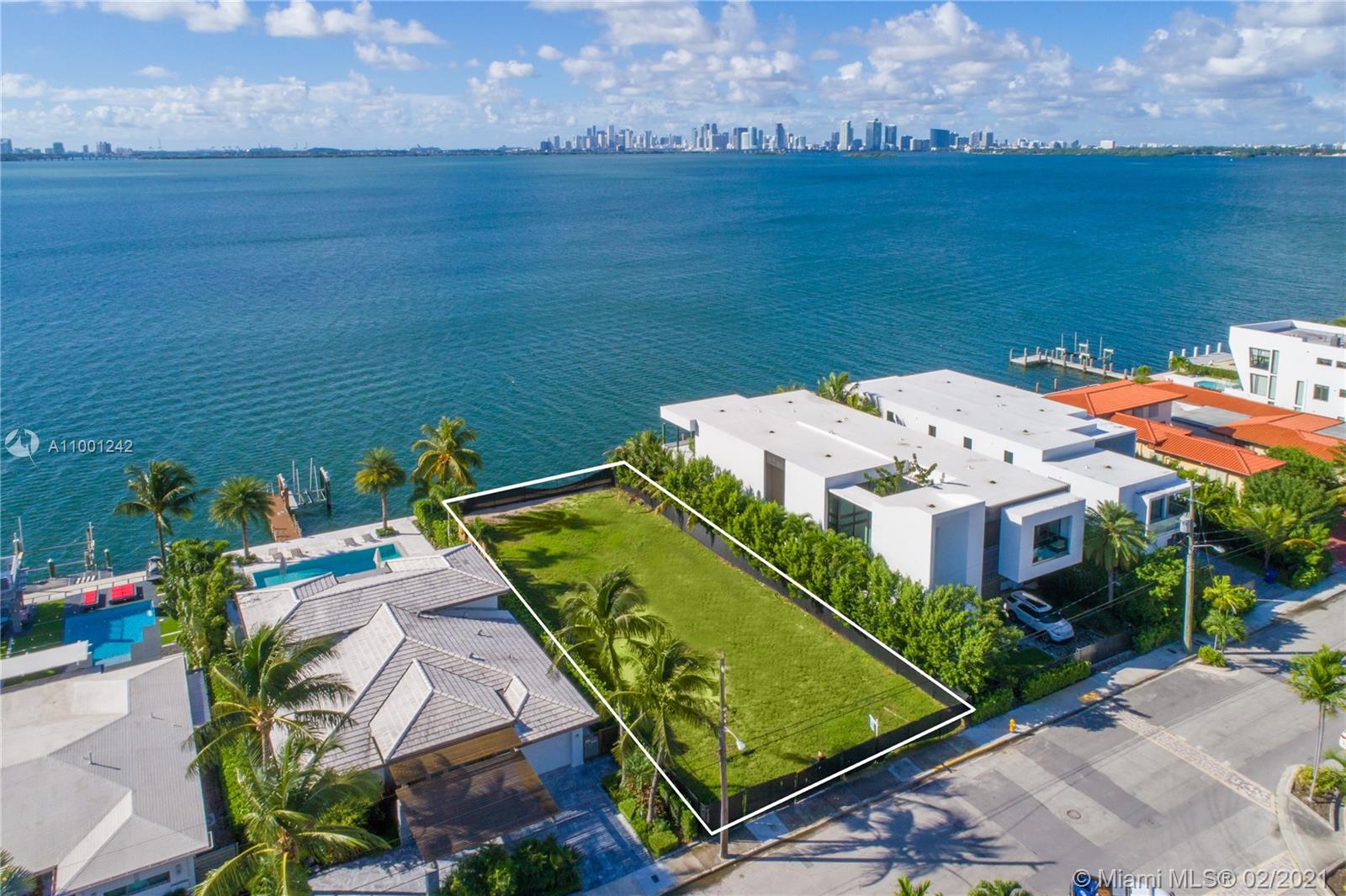 TREASURE ISLAND - Residential