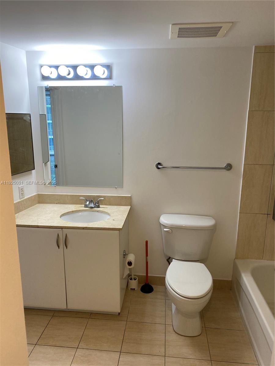 OPERA TOWER CONDO - Residential Lease