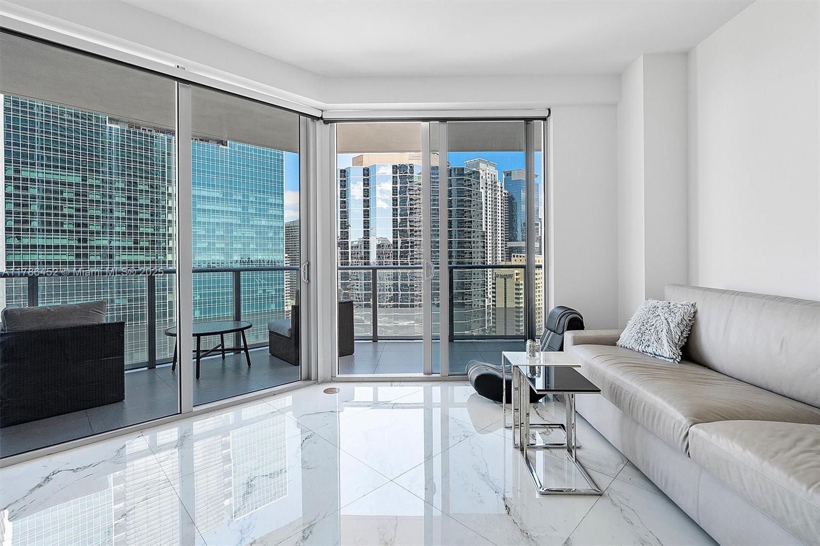 BRICKELLHOUSE CONDO - Residential