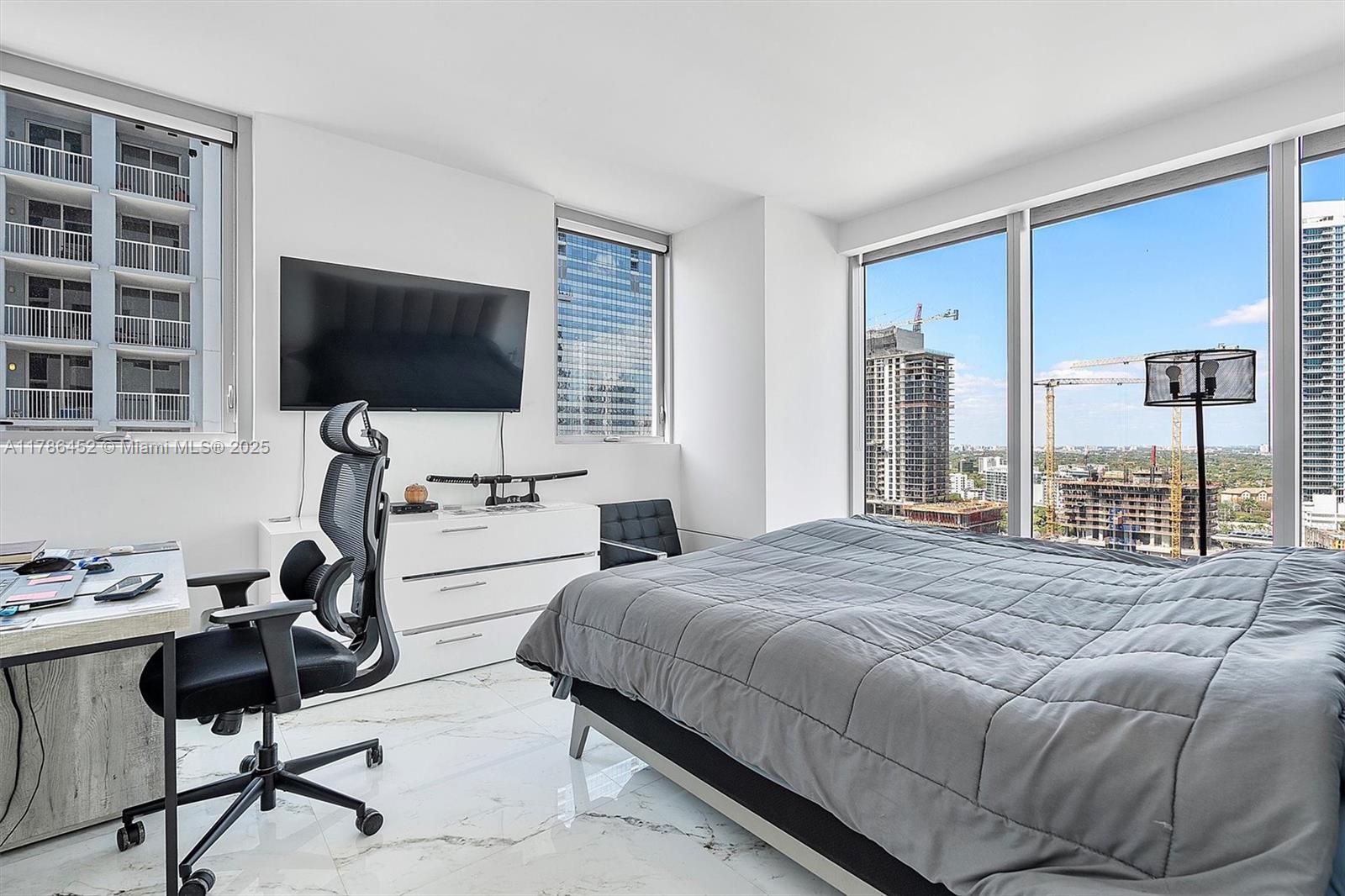 BRICKELLHOUSE CONDO - Residential