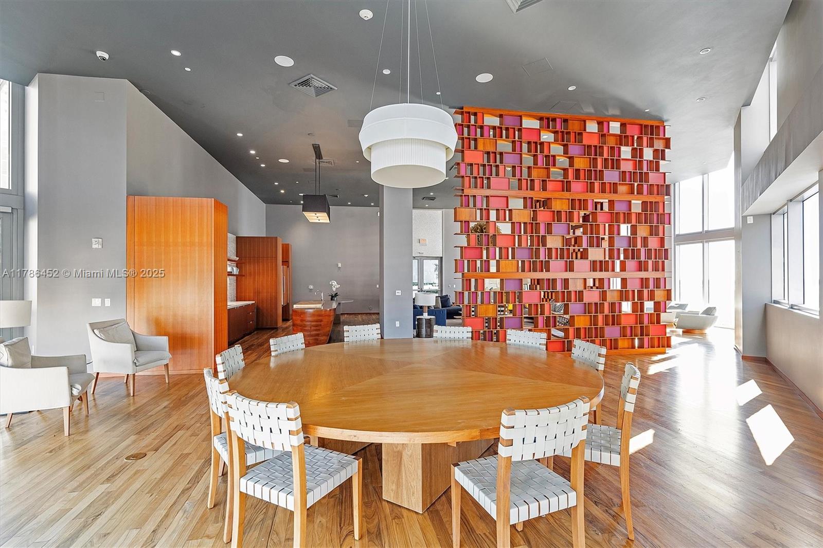 BRICKELLHOUSE CONDO - Residential