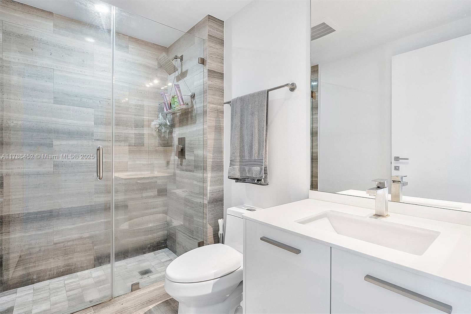 BRICKELLHOUSE CONDO - Residential