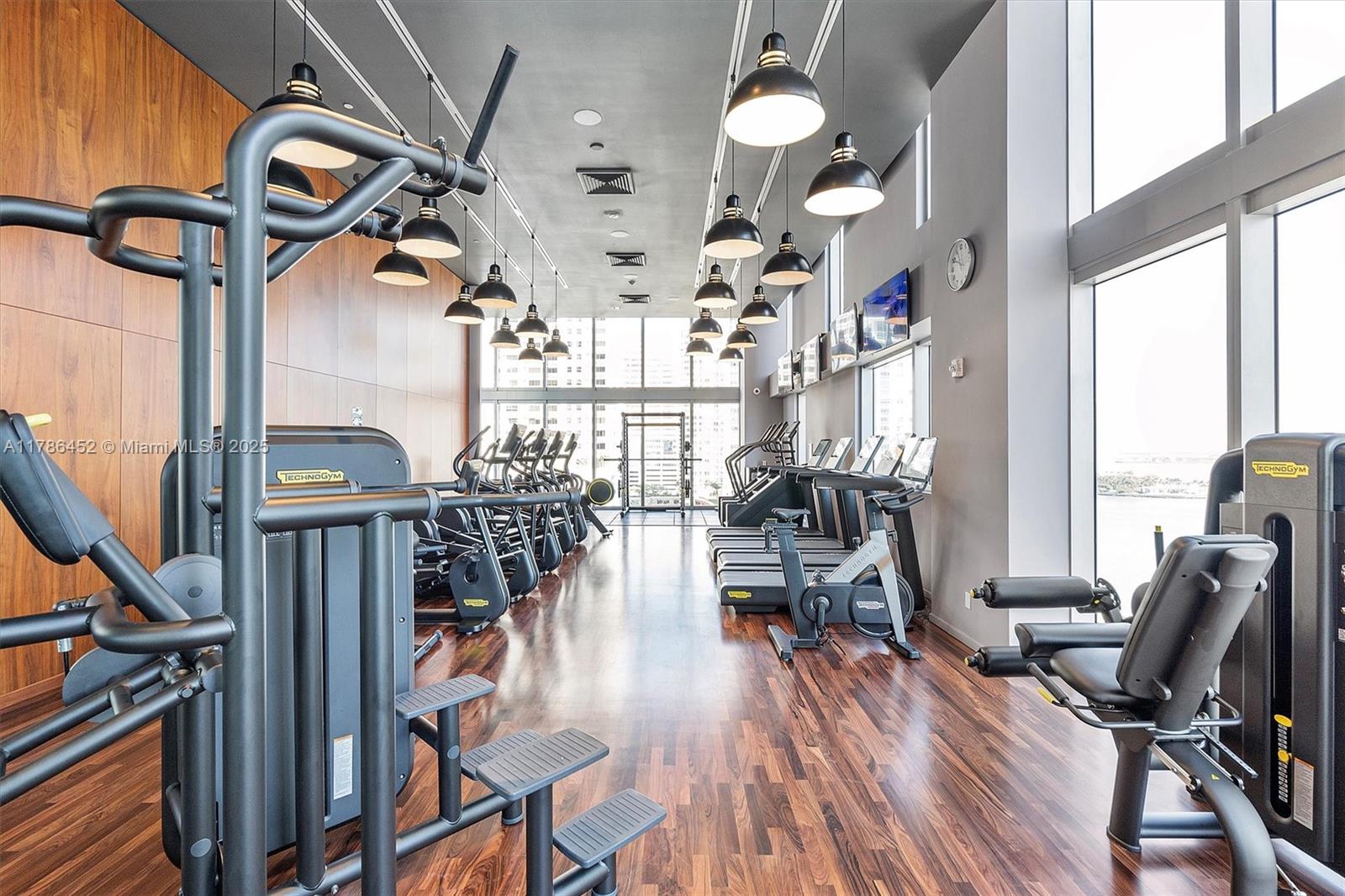 BRICKELLHOUSE CONDO - Residential
