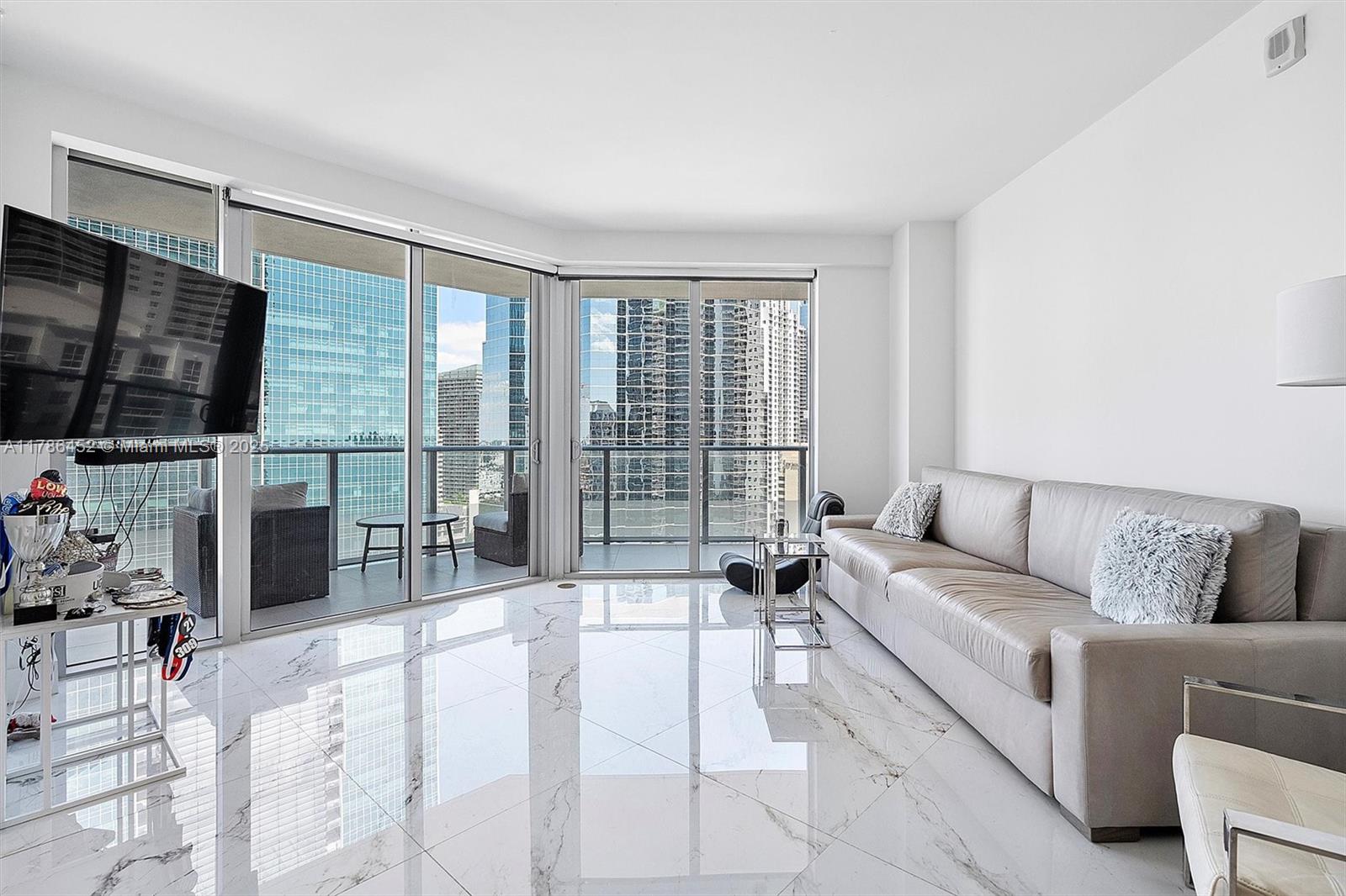 BRICKELLHOUSE CONDO - Residential