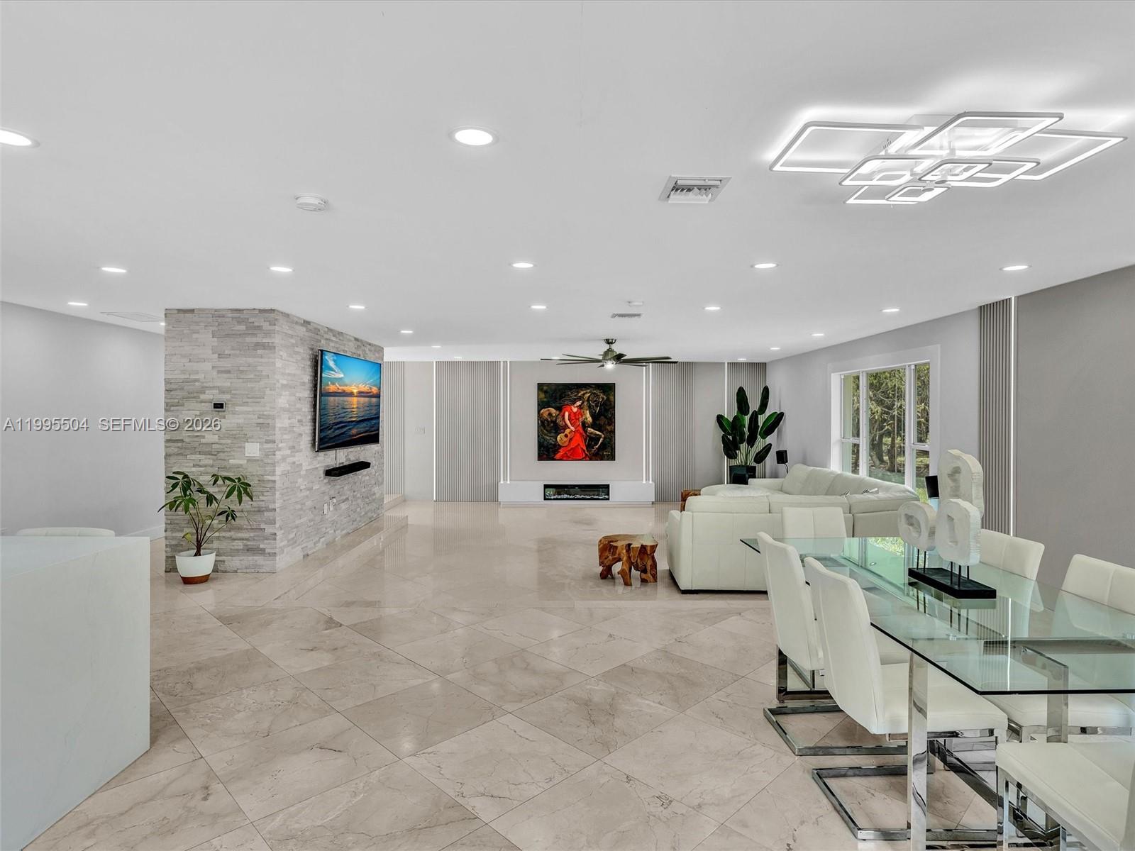 CHAMBERS SUB SW1/4 - Residential Lease