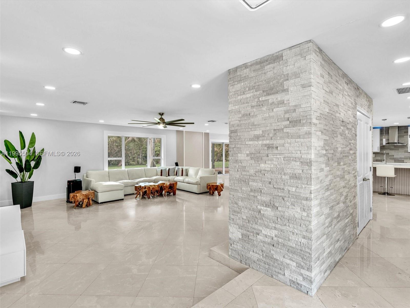 CHAMBERS SUB SW1/4 - Residential Lease