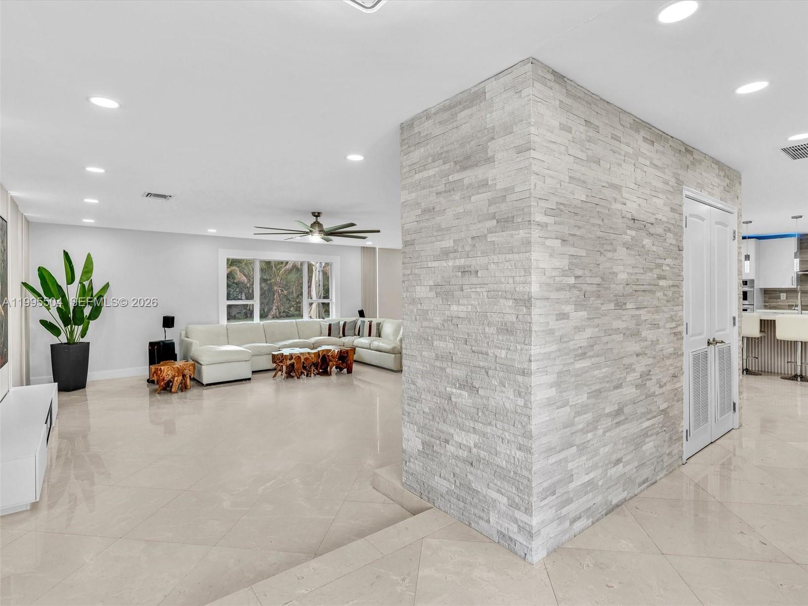 CHAMBERS SUB SW1/4 - Residential Lease