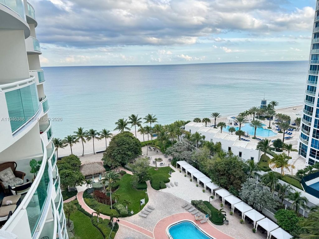 Photo of 3001 S Ocean Dr #1421, Hollywood, FL 33019 (MLS # A11946386)