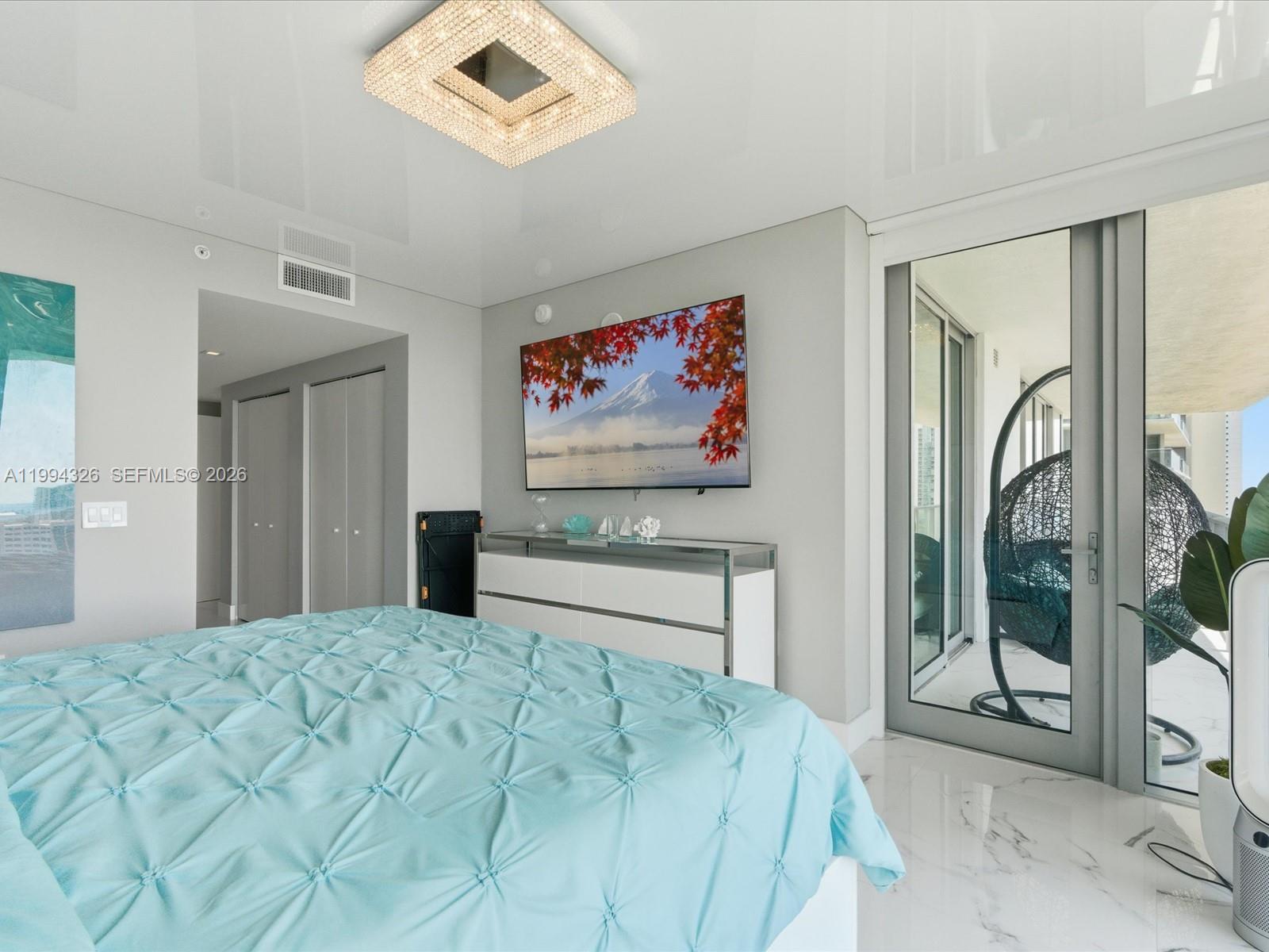 PARQUE TOWERS CONDO - Residential