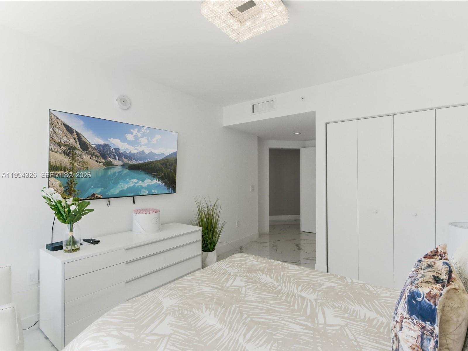 PARQUE TOWERS CONDO - Residential