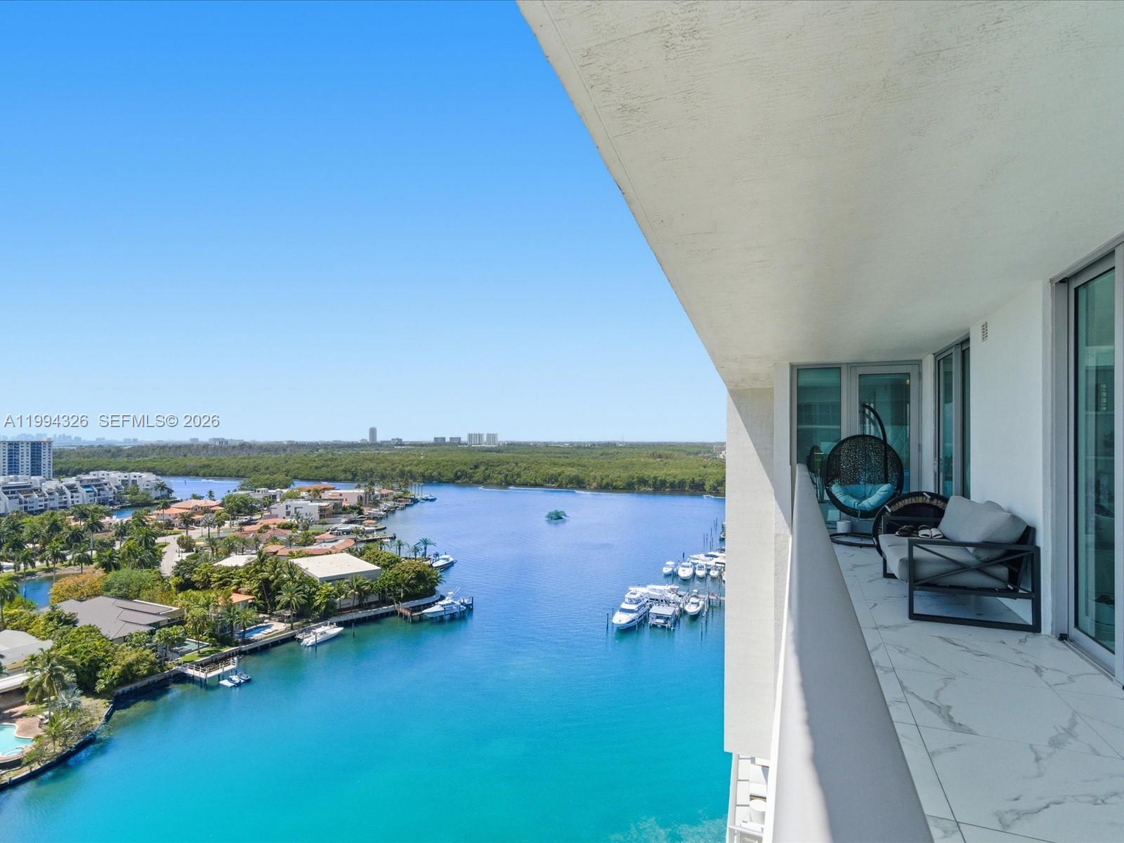 PARQUE TOWERS CONDO - Residential