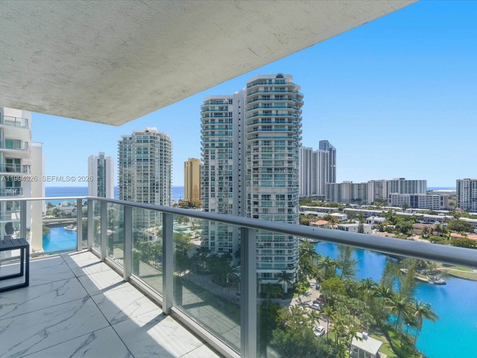 PARQUE TOWERS CONDO - Residential