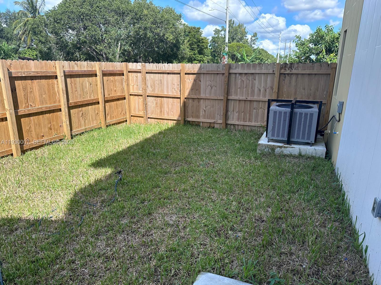 SUNNYLAND PARK NO 2 - Residential Lease