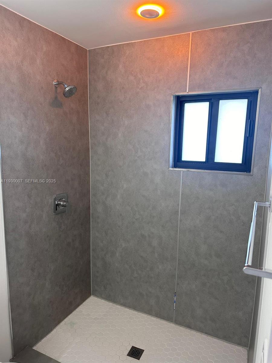 SUNNYLAND PARK NO 2 - Residential Lease