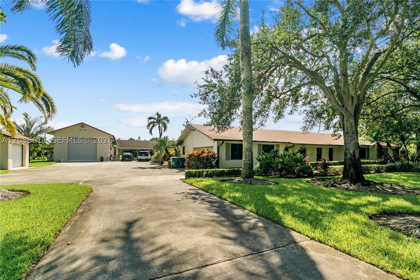 26145 SW 194th Ave, Homestead, FL, 33031/$2,499,000 1 26145 SW 194th Ave