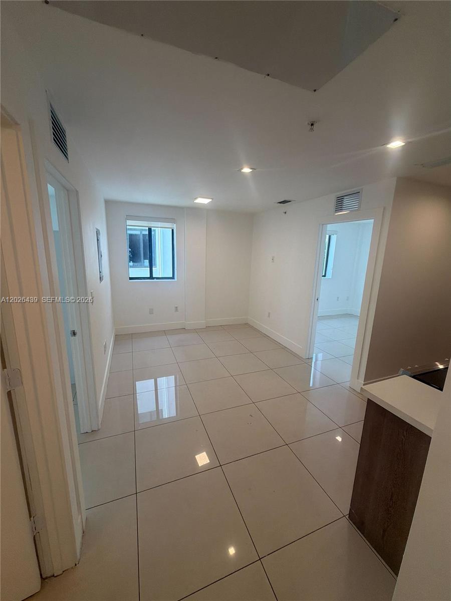 821 SW 18th Ave 101