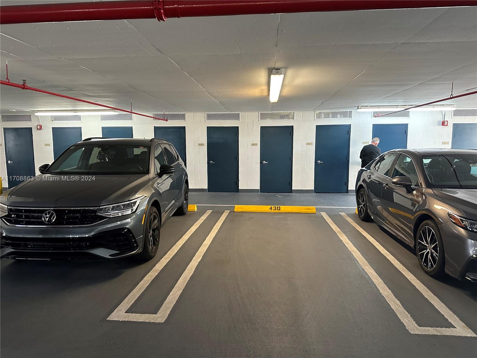 GABLES MARQUIS CONDO - Residential