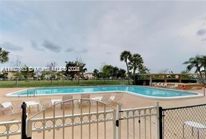 CANONGATE CONDO NO ONE - Residential