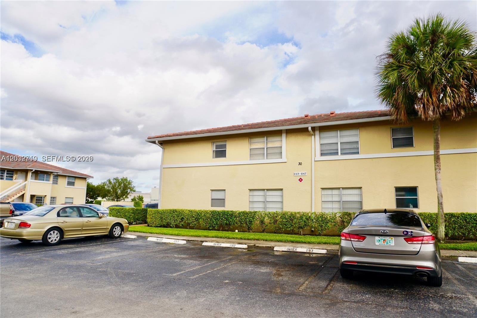 841 Twin Lakes Dr 30-A