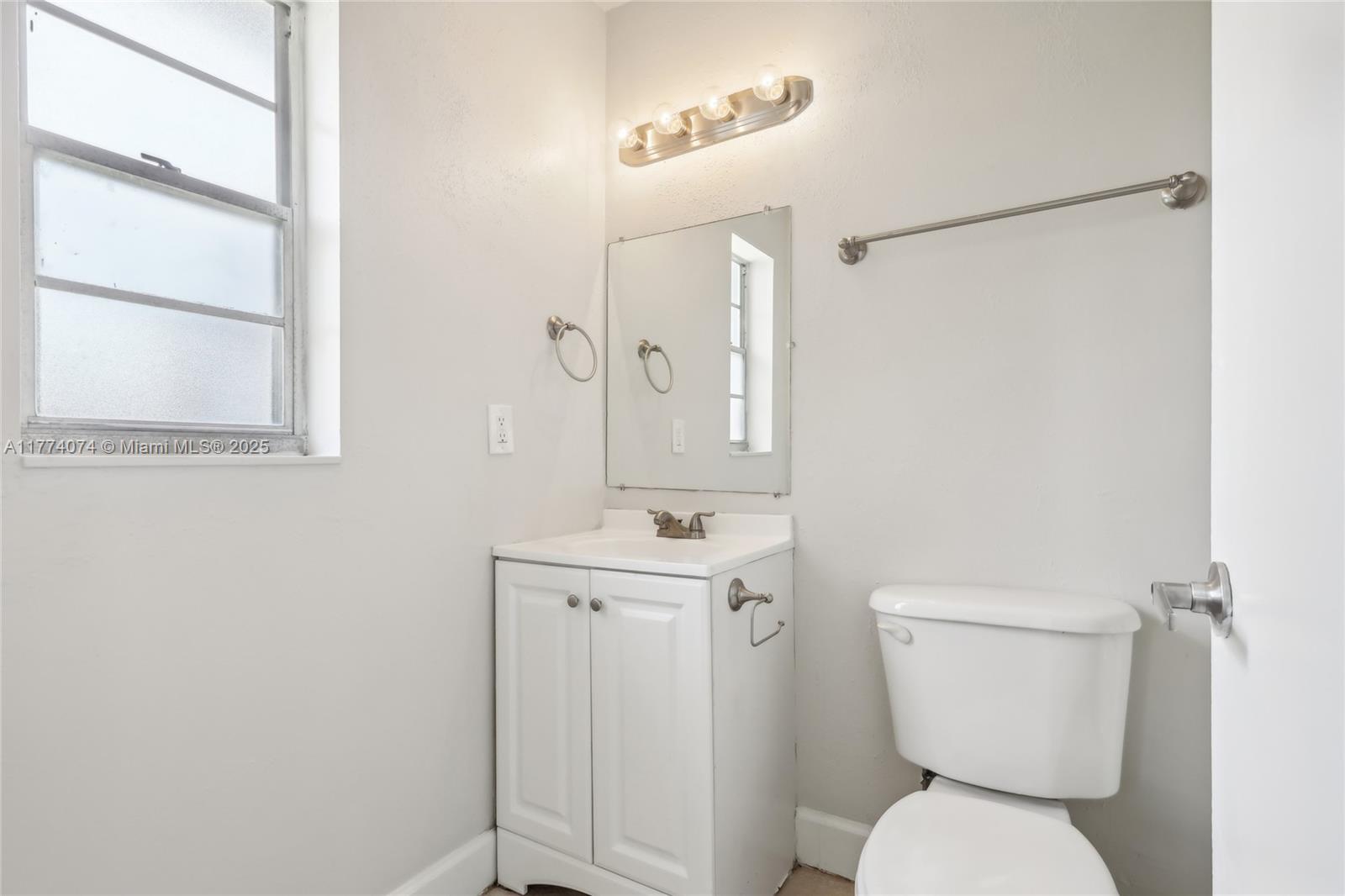 COUNTERPOINT ESTATES 1 - Residential