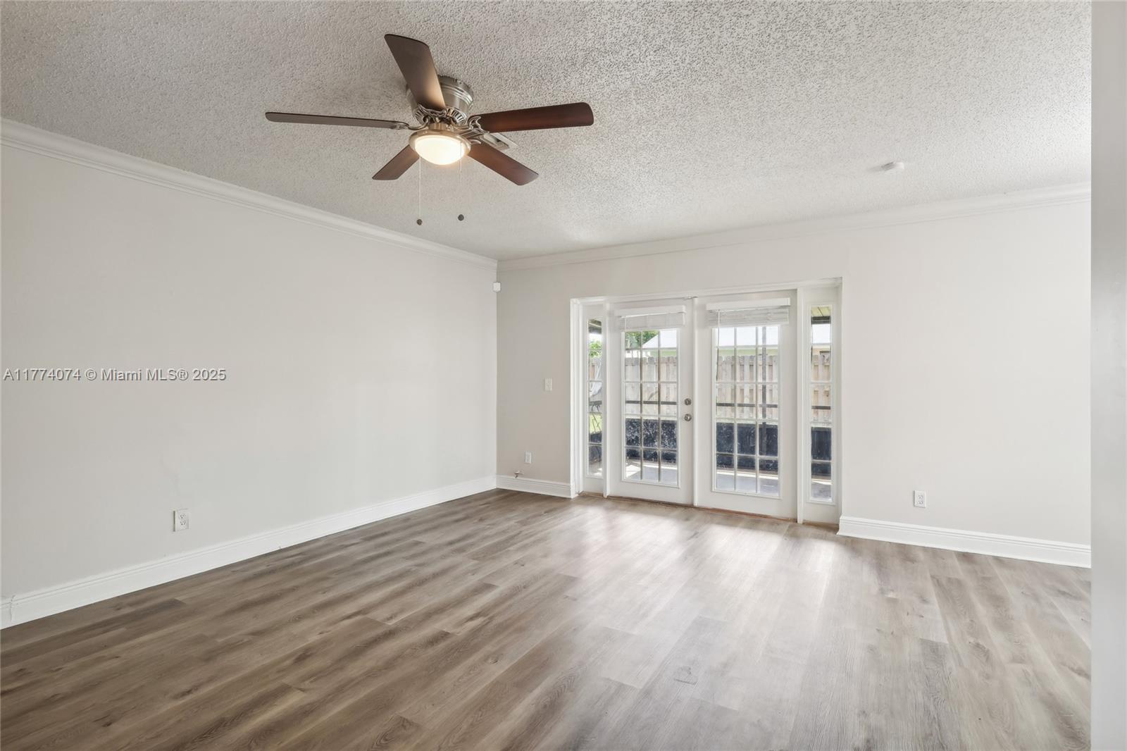 COUNTERPOINT ESTATES 1 - Residential