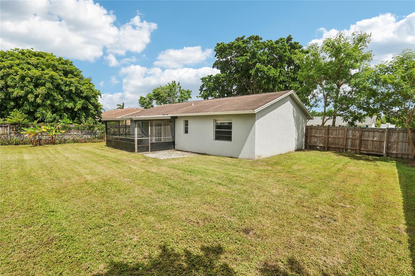 COUNTERPOINT ESTATES 1 - Residential