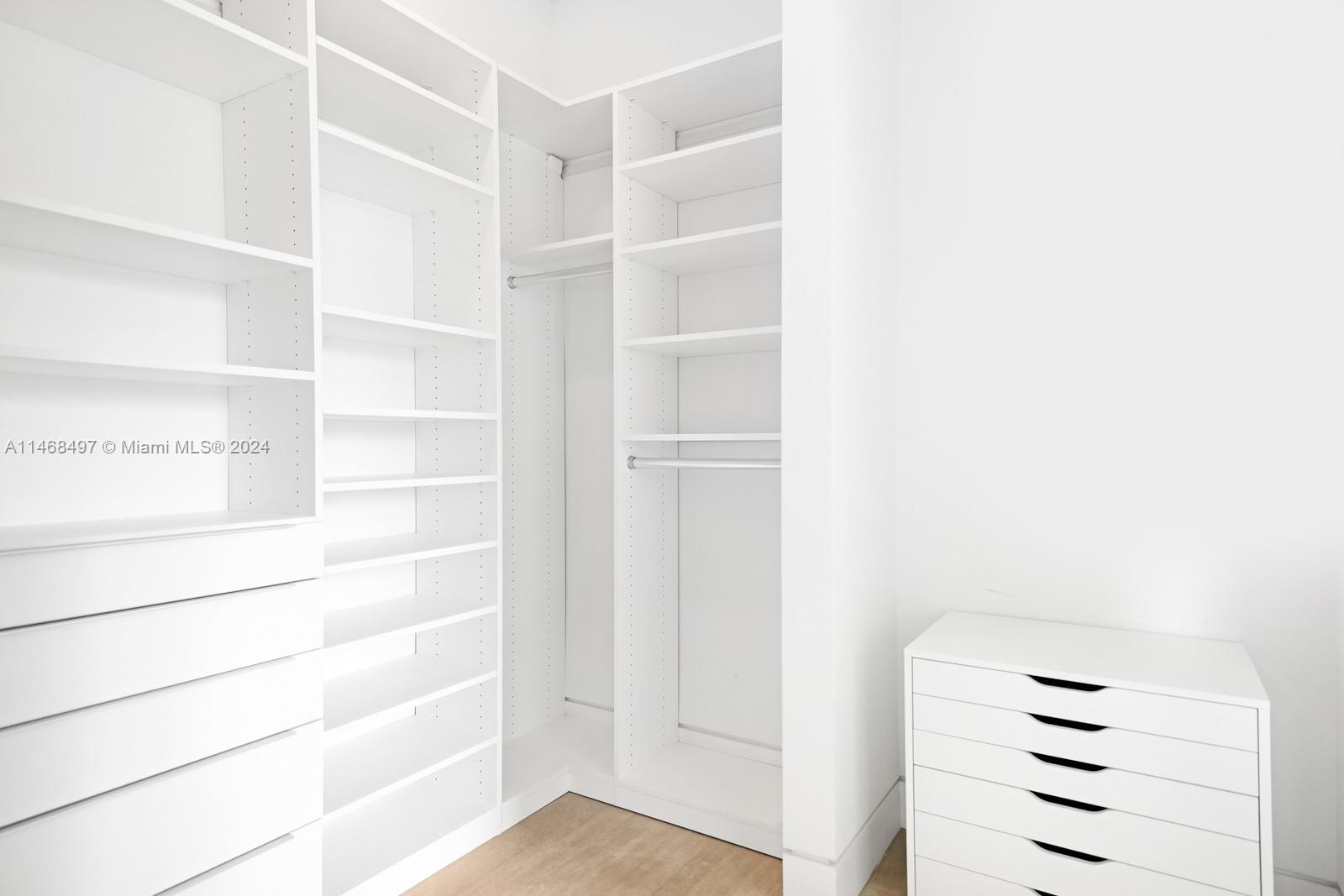 BELLE MEADE REV PL - Residential