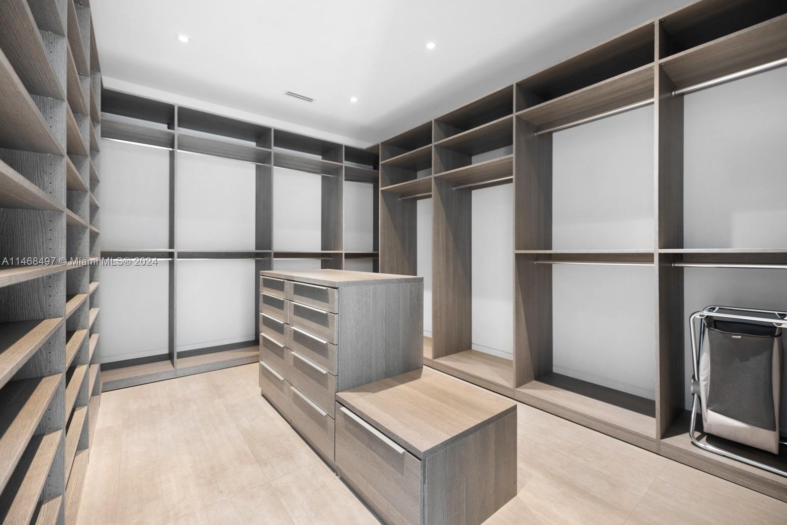 BELLE MEADE REV PL - Residential