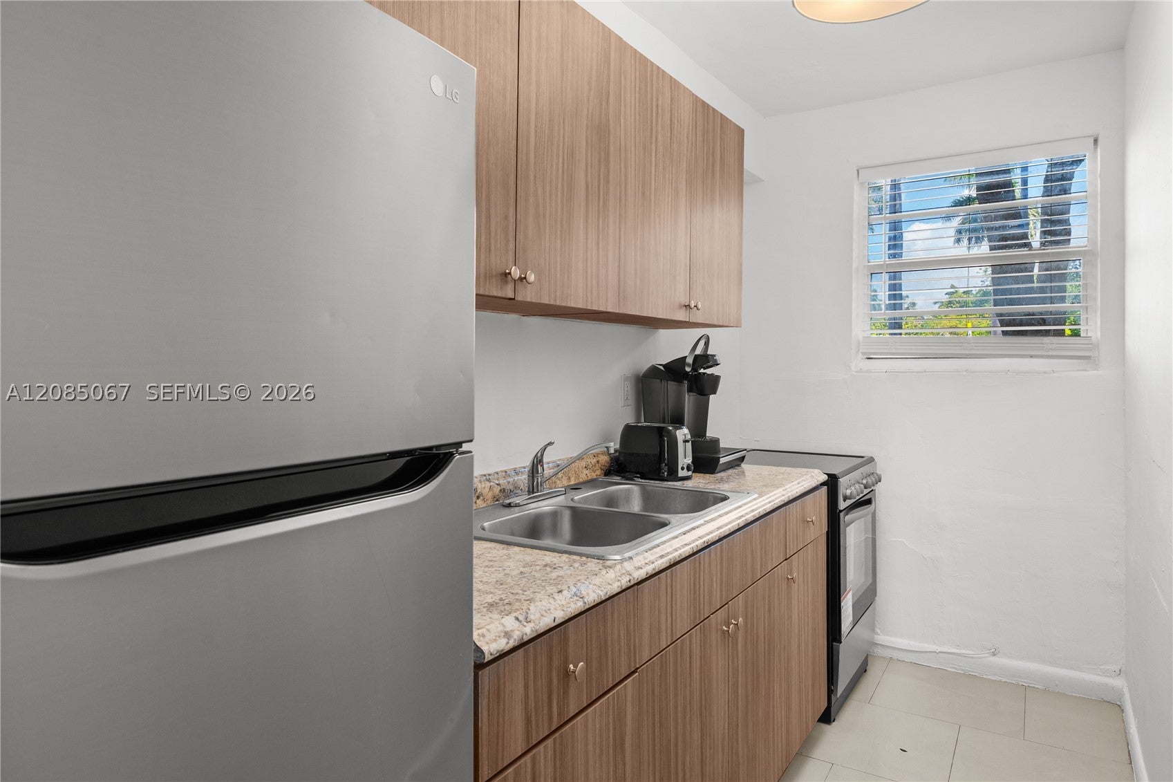 1685 Jefferson Ave 7