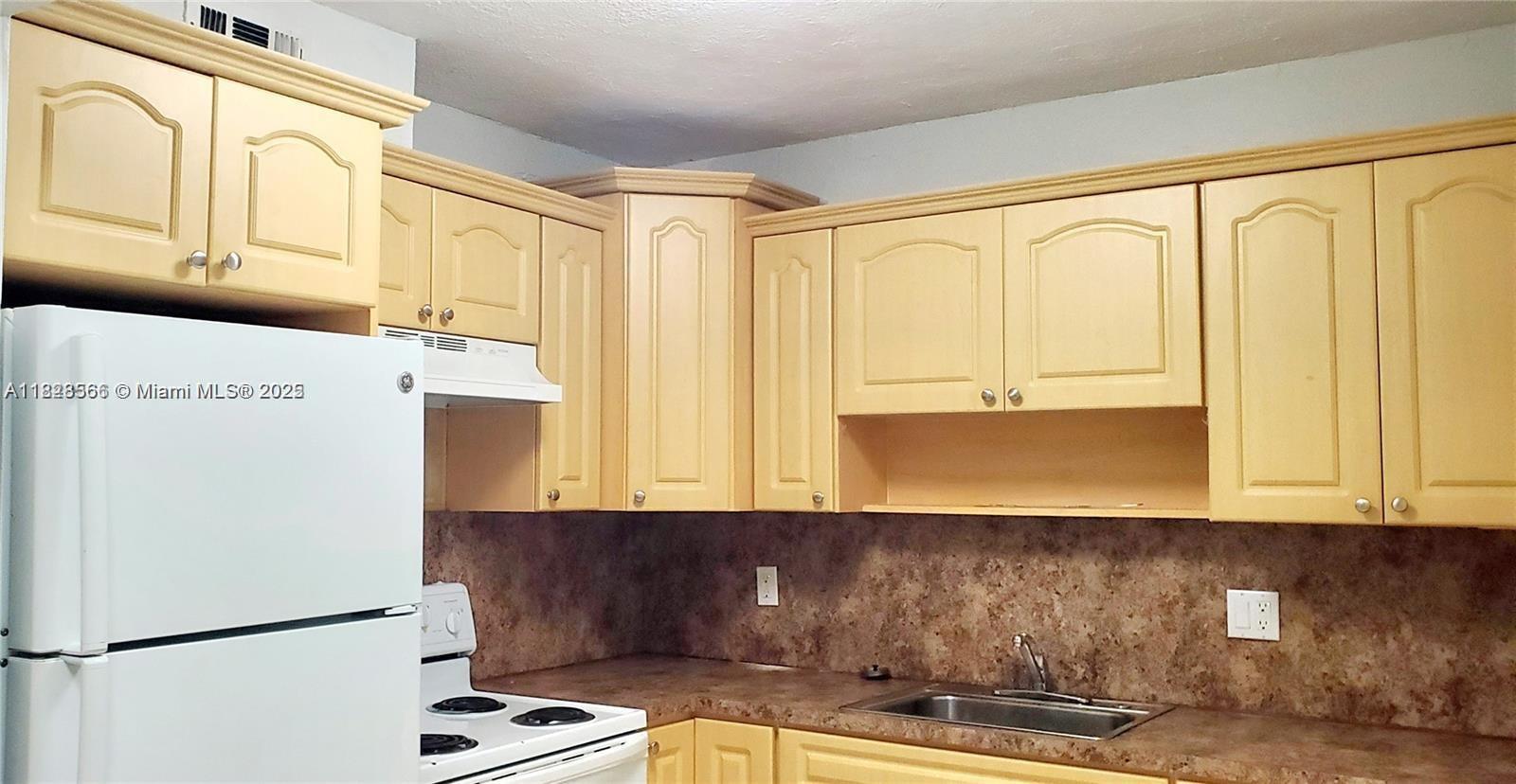 MARLBORO ESTATES CONDO - Residential Lease