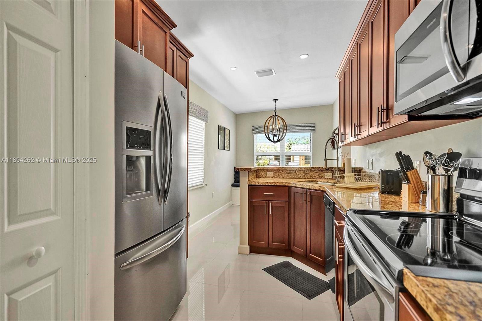 GRANDVIEW PARK - Residential Lease