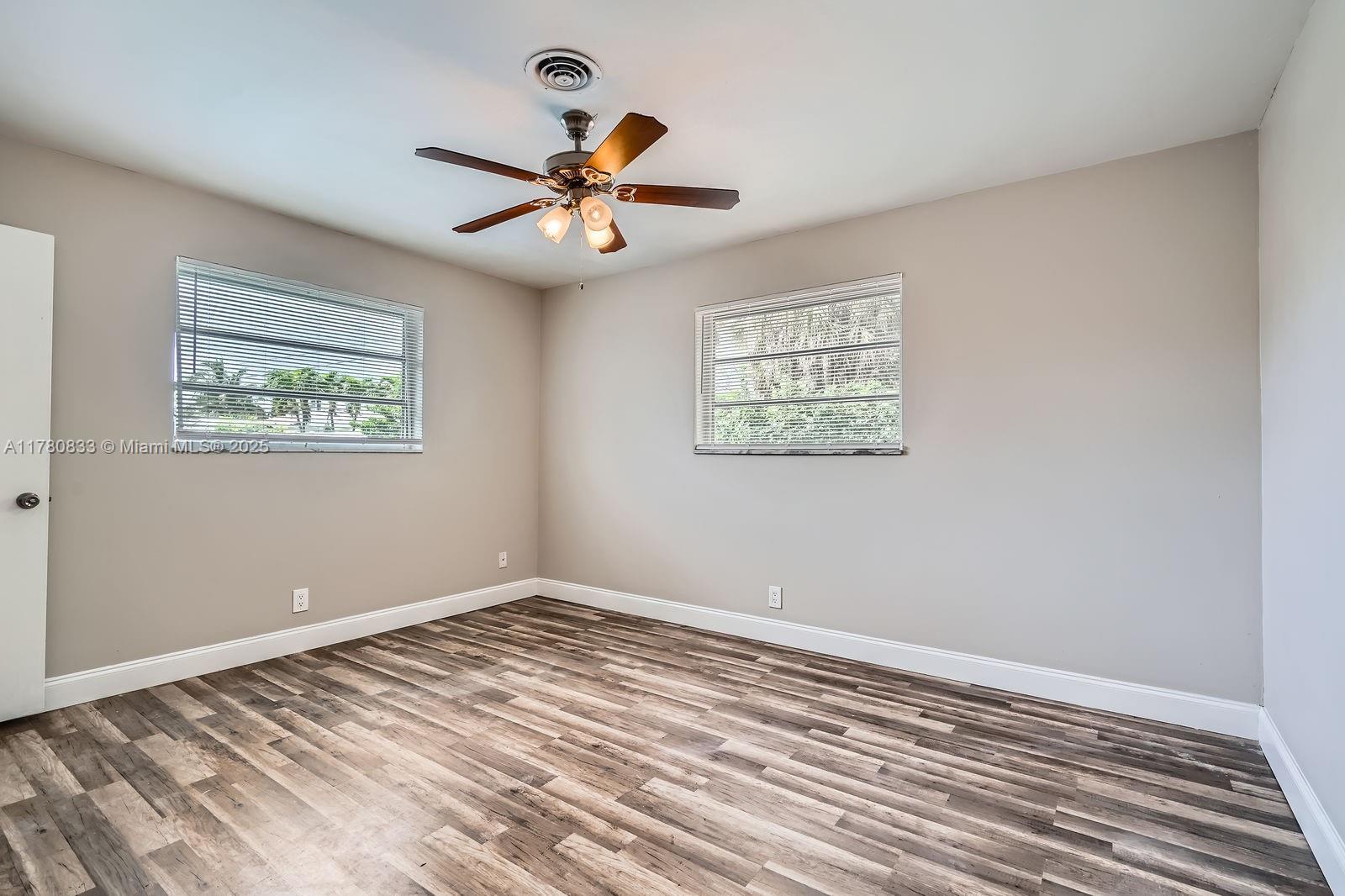 4401 NW 6th Ct, Coconut Creek, FL, 33066/$516,000 4 4401 NW 6th Ct