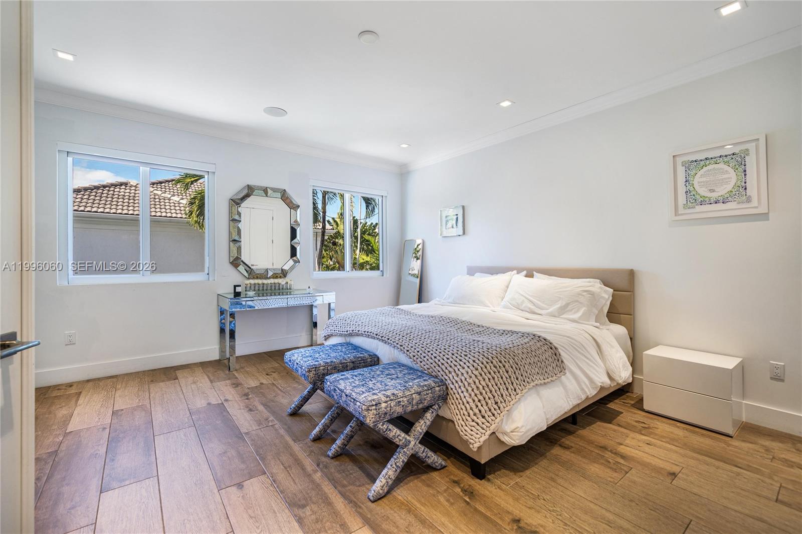 AVENTURA ESTATES - Residential