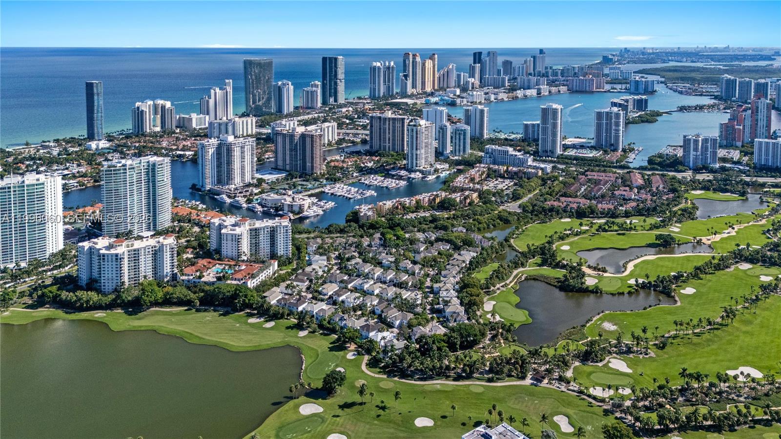 AVENTURA ESTATES - Residential