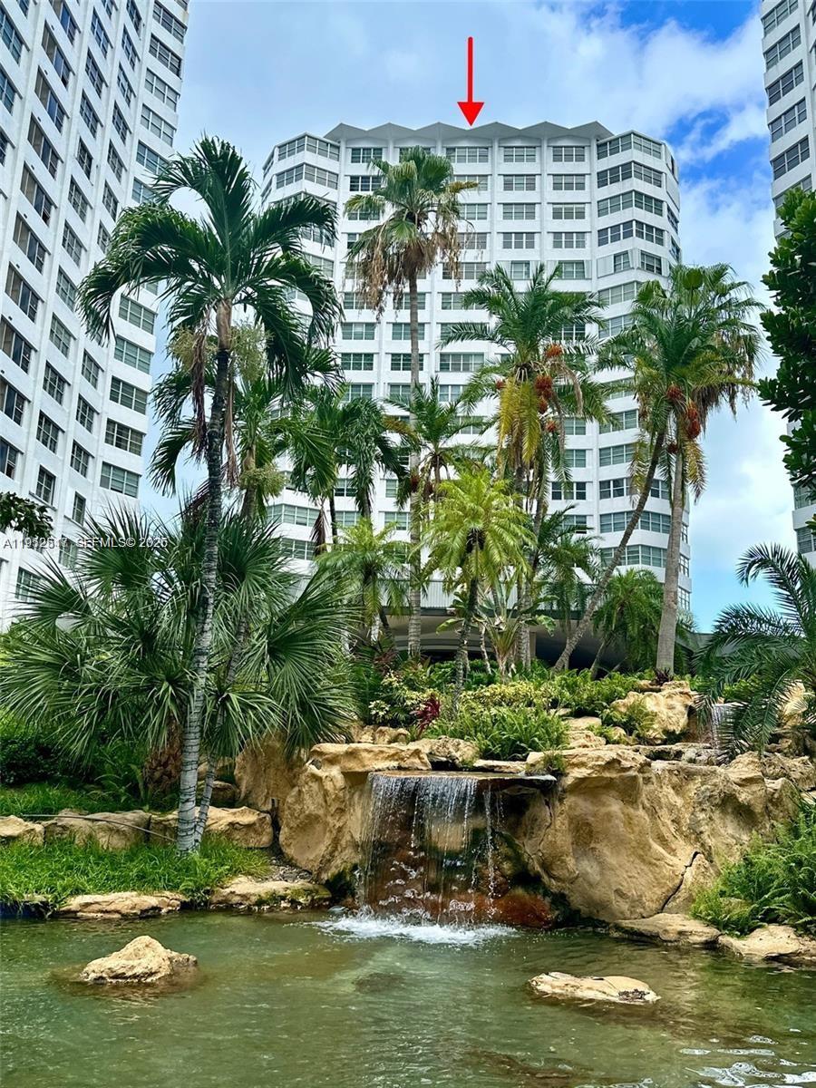 905 Brickell Bay Dr 931